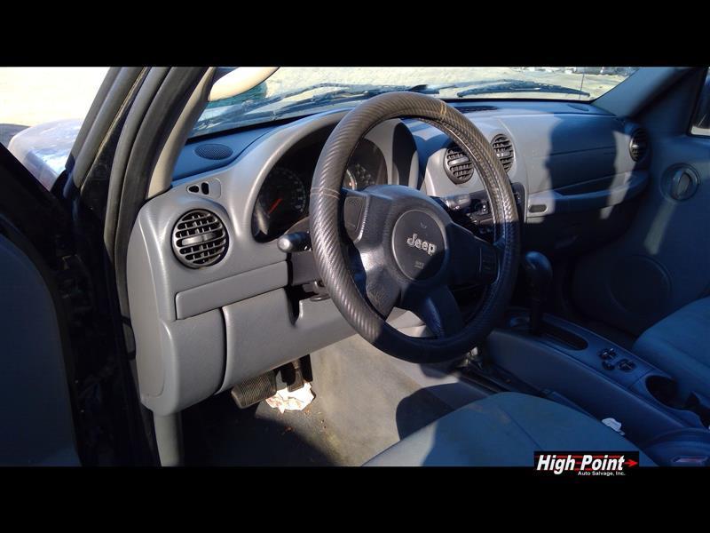 h/f/d/b/c1942eed-f649-431d-9ad2-68564807ed18.jpg