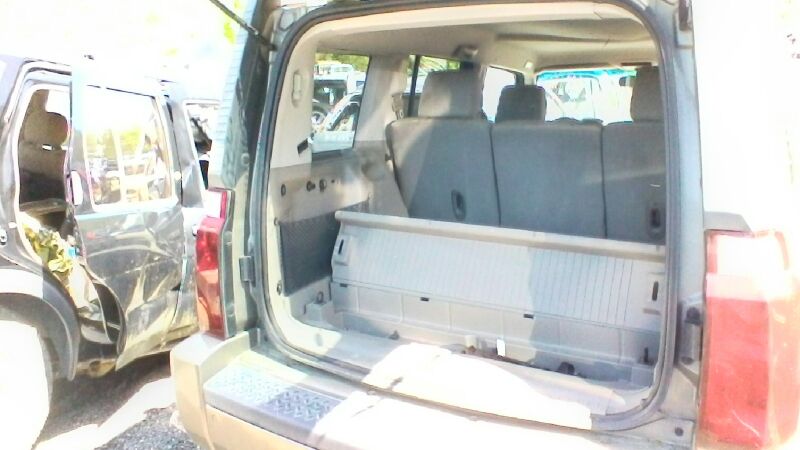 https://f005.backblazeb2.com/file/img-partshotlines-com/Inventory/MS172/Vehicle/16400_09.jpg