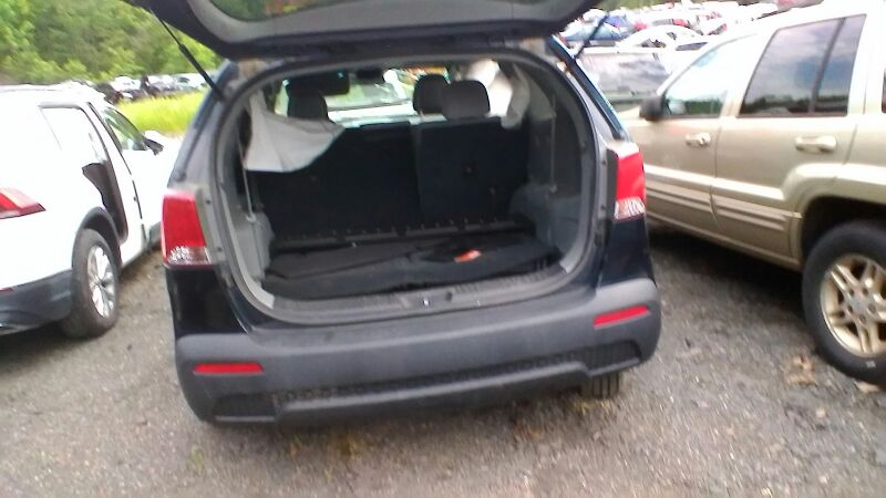 https://f005.backblazeb2.com/file/img-partshotlines-com/Inventory/MS172/Vehicle/17828_06.jpg