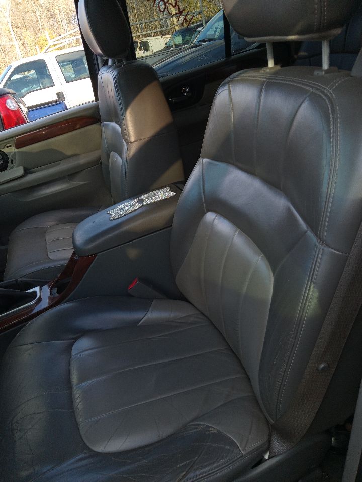 https://f005.backblazeb2.com/file/img-partshotlines-com/Inventory/MS172/Vehicle/18861_11.jpg