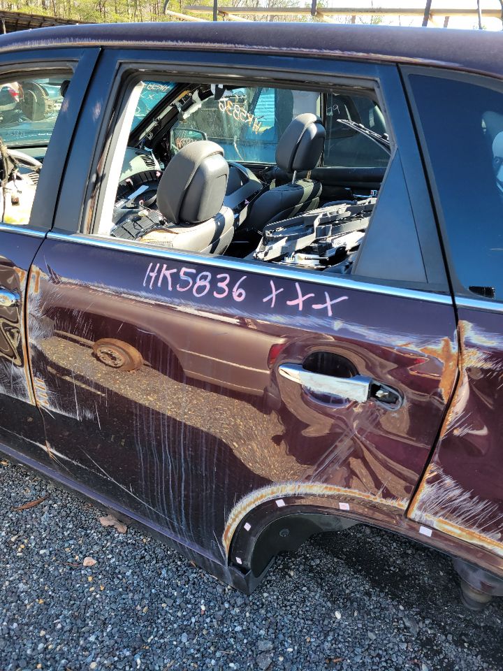 https://f005.backblazeb2.com/file/img-partshotlines-com/Inventory/MS172/Vehicle/18881_08.jpg
