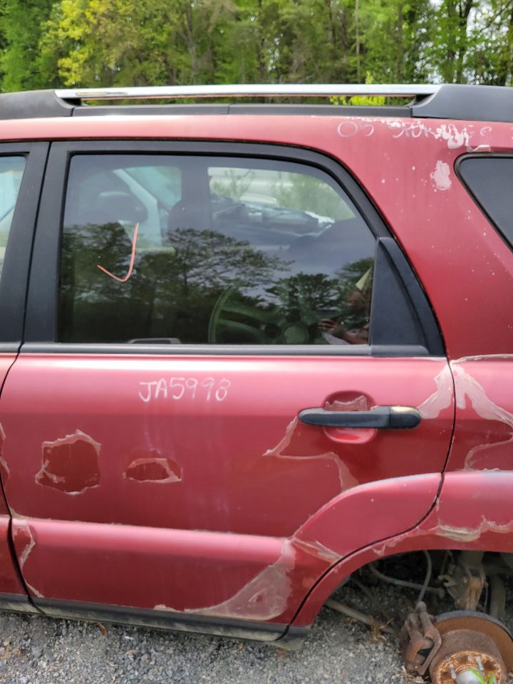 https://f005.backblazeb2.com/file/img-partshotlines-com/Inventory/MS172/Vehicle/19044_10.jpg
