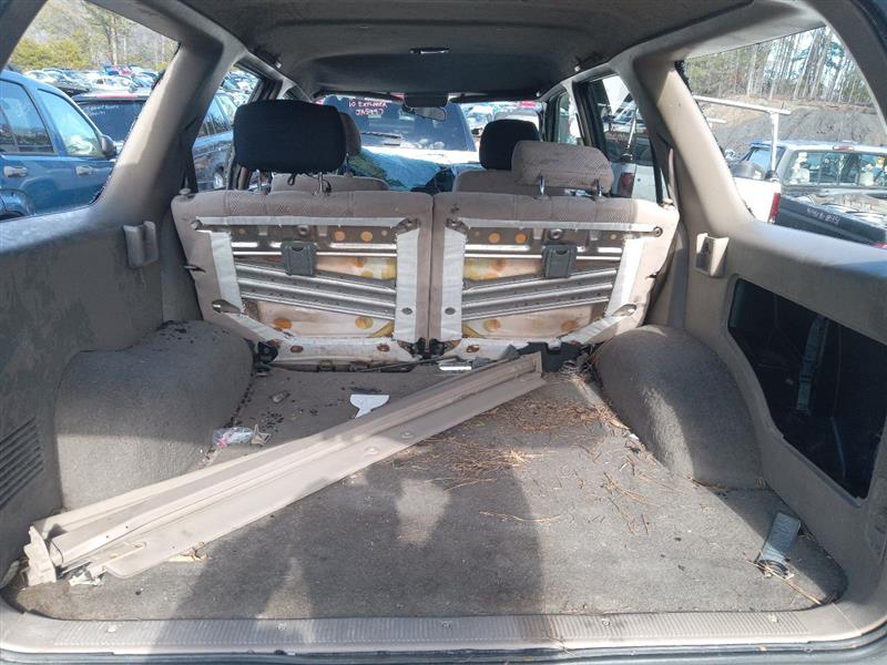 https://f005.backblazeb2.com/file/img-partshotlines-com/Inventory/MS172/Vehicle/19046_09.jpg