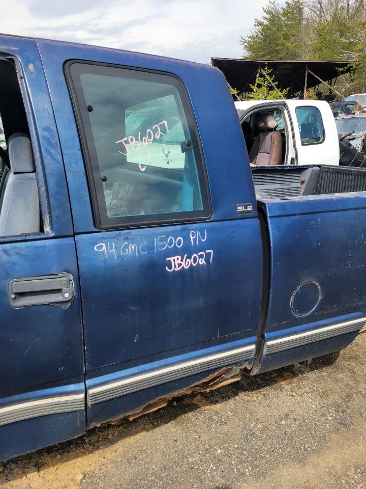 https://f005.backblazeb2.com/file/img-partshotlines-com/Inventory/MS172/Vehicle/19073_03.jpg