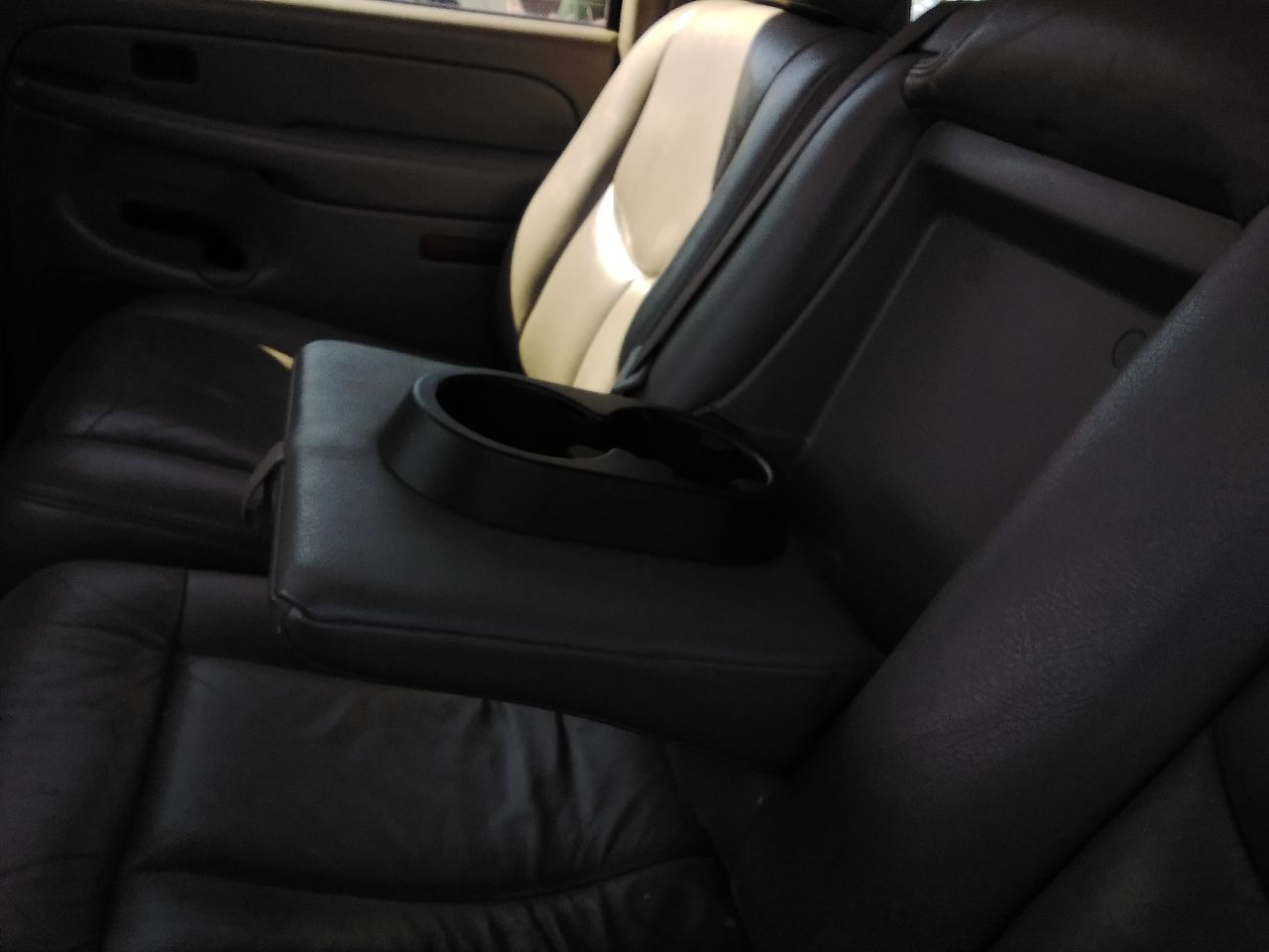 https://f005.backblazeb2.com/file/img-partshotlines-com/Inventory/MS172/Vehicle/19102_12.jpg
