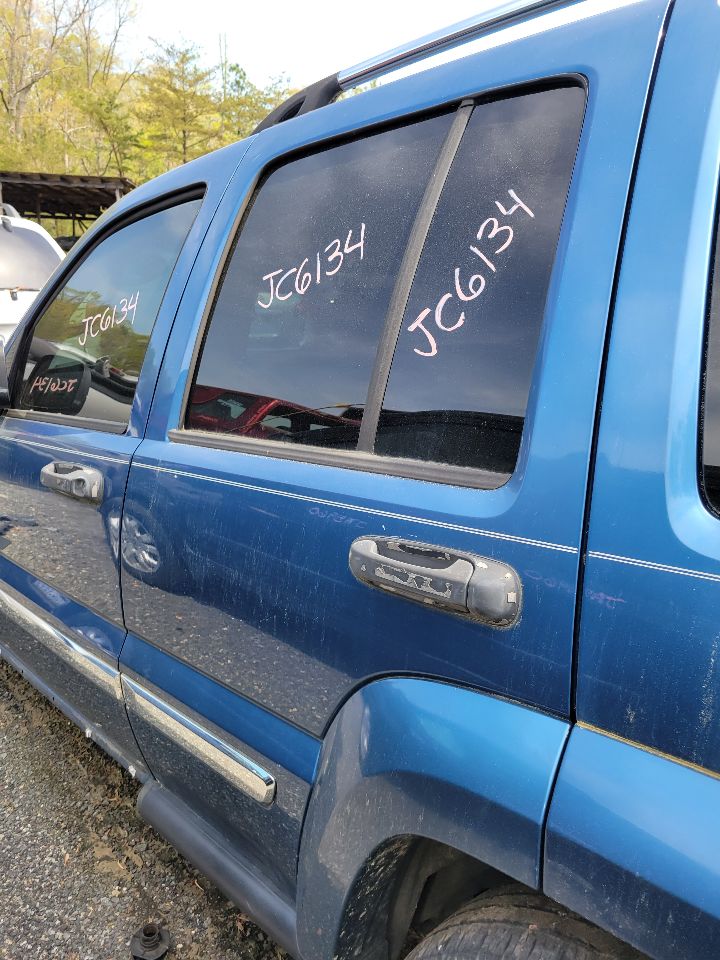 https://f005.backblazeb2.com/file/img-partshotlines-com/Inventory/MS172/Vehicle/19181_08.jpg