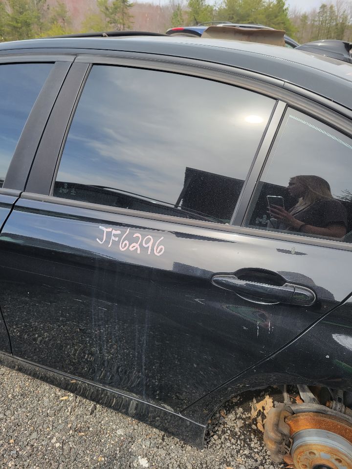 https://f005.backblazeb2.com/file/img-partshotlines-com/Inventory/MS172/Vehicle/19345_11.jpg