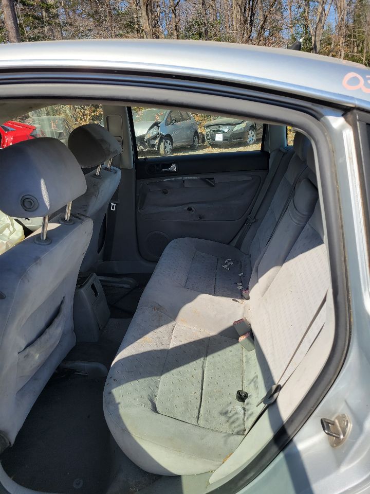 https://f005.backblazeb2.com/file/img-partshotlines-com/Inventory/MS172/Vehicle/19390_12.jpg