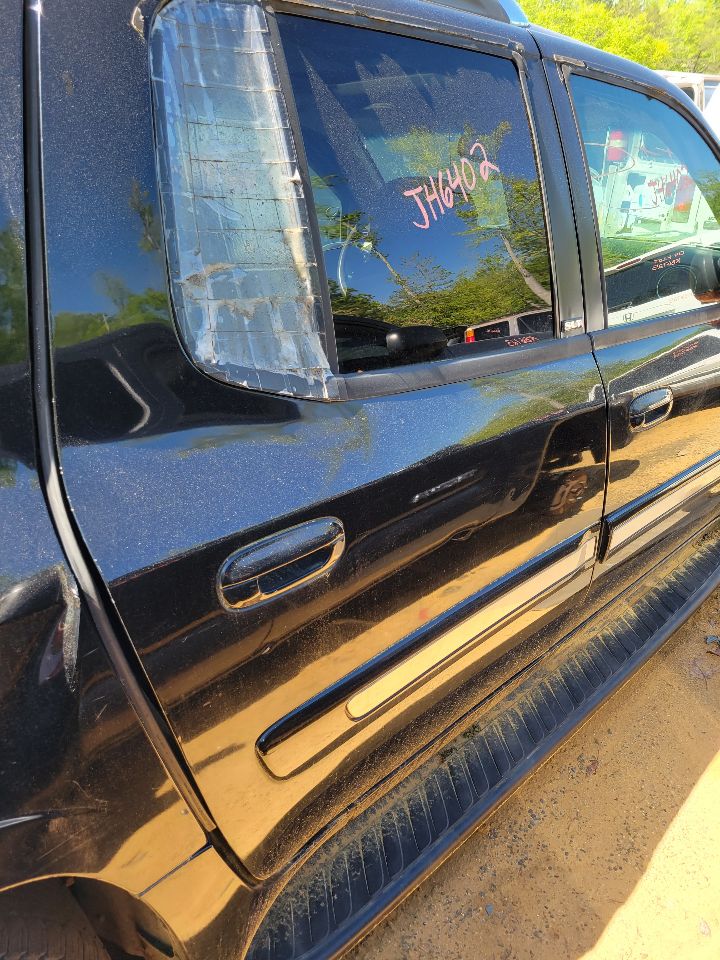 https://f005.backblazeb2.com/file/img-partshotlines-com/Inventory/MS172/Vehicle/19451_02.jpg
