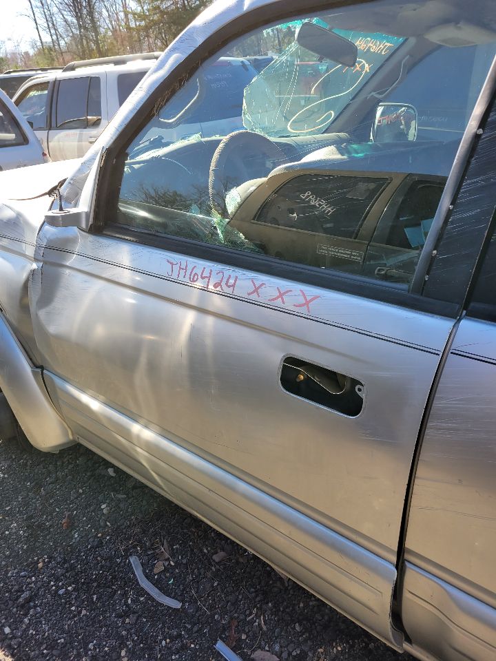 https://f005.backblazeb2.com/file/img-partshotlines-com/Inventory/MS172/Vehicle/19473_08.jpg