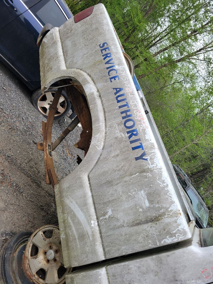 https://f005.backblazeb2.com/file/img-partshotlines-com/Inventory/MS172/Vehicle/19491_04.jpg