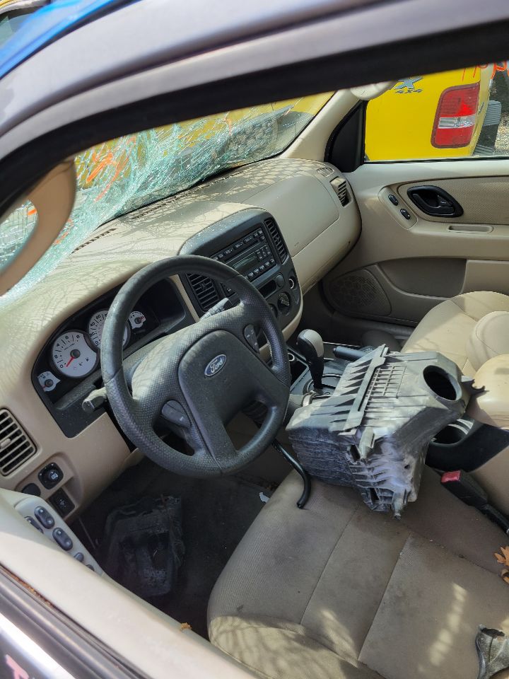 https://f005.backblazeb2.com/file/img-partshotlines-com/Inventory/MS172/Vehicle/19540_07.jpg