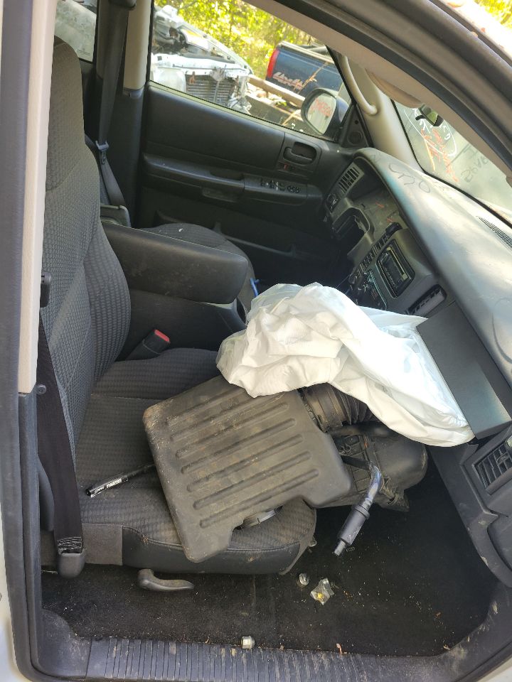 https://f005.backblazeb2.com/file/img-partshotlines-com/Inventory/MS172/Vehicle/19549_11.jpg