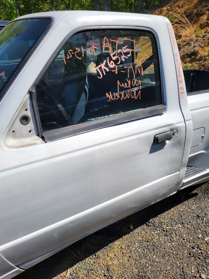 https://f005.backblazeb2.com/file/img-partshotlines-com/Inventory/MS172/Vehicle/19574_03.jpg