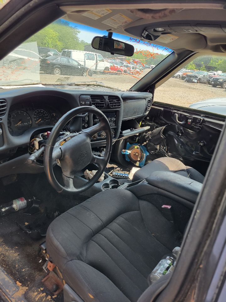 https://f005.backblazeb2.com/file/img-partshotlines-com/Inventory/MS172/Vehicle/19589_01.jpg