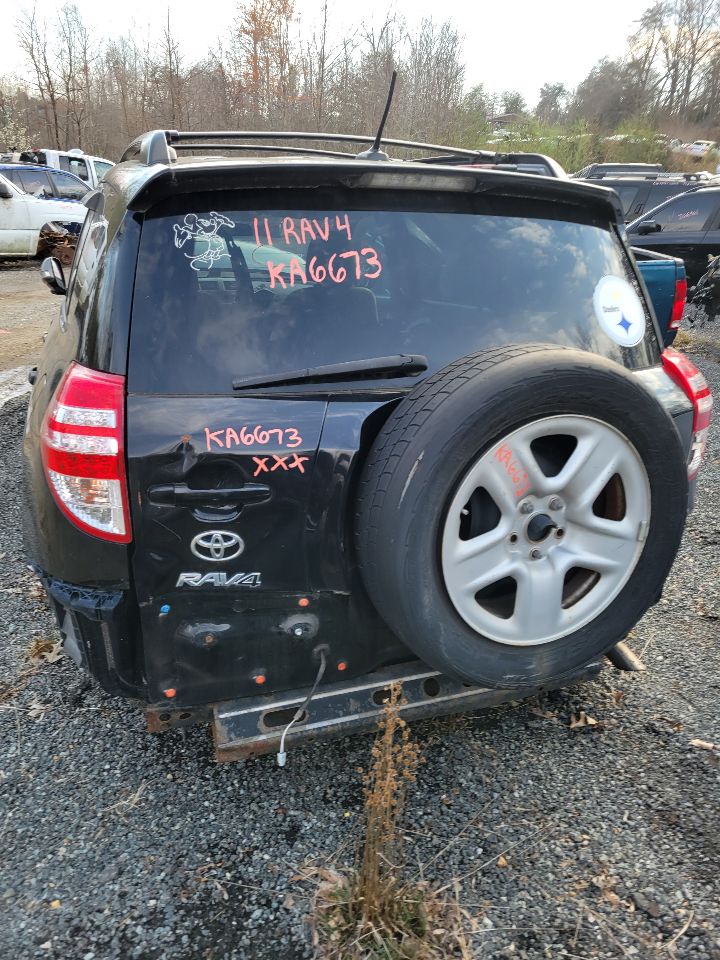 https://f005.backblazeb2.com/file/img-partshotlines-com/Inventory/MS172/Vehicle/19723_06.jpg