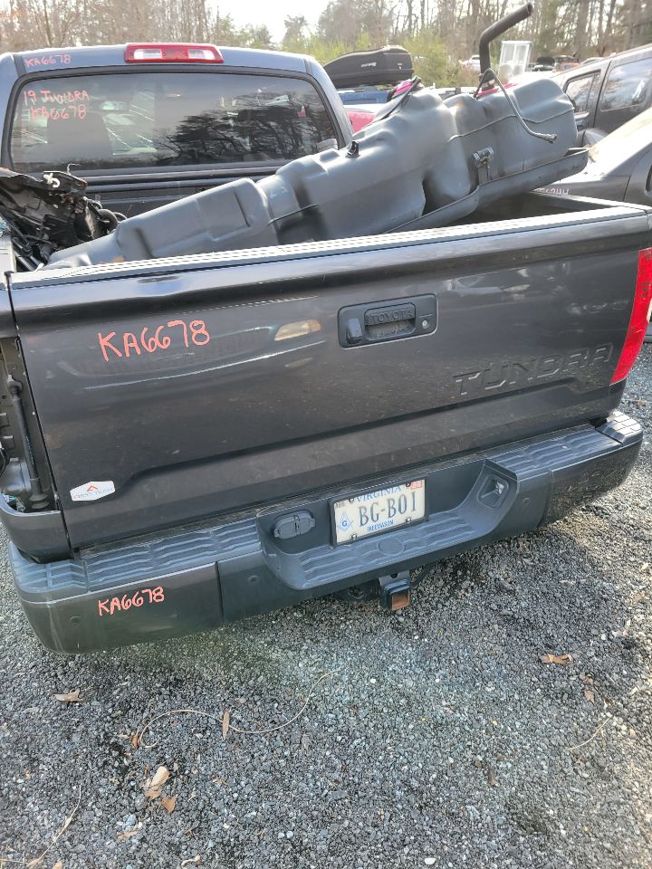 https://f005.backblazeb2.com/file/img-partshotlines-com/Inventory/MS172/Vehicle/19728_06.jpg