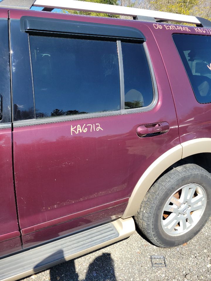 https://f005.backblazeb2.com/file/img-partshotlines-com/Inventory/MS172/Vehicle/19762_04.jpg