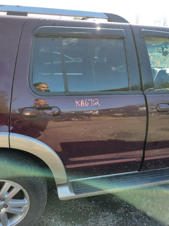 https://f005.backblazeb2.com/file/img-partshotlines-com/Inventory/MS172/Vehicle/19762_09.jpg