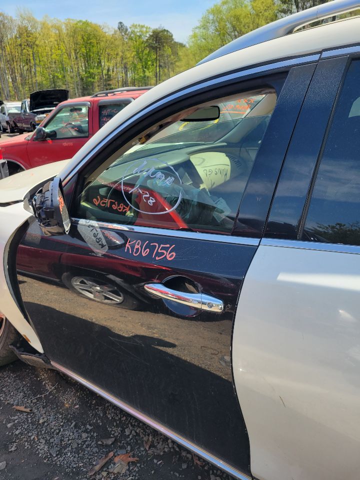https://f005.backblazeb2.com/file/img-partshotlines-com/Inventory/MS172/Vehicle/19806_09.jpg