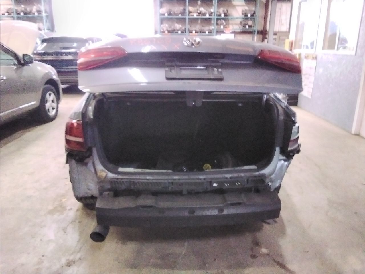 https://f005.backblazeb2.com/file/img-partshotlines-com/Inventory/MS172/Vehicle/19818_05.jpg