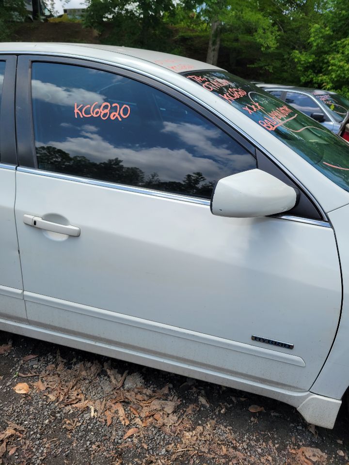 https://f005.backblazeb2.com/file/img-partshotlines-com/Inventory/MS172/Vehicle/19870_02.jpg