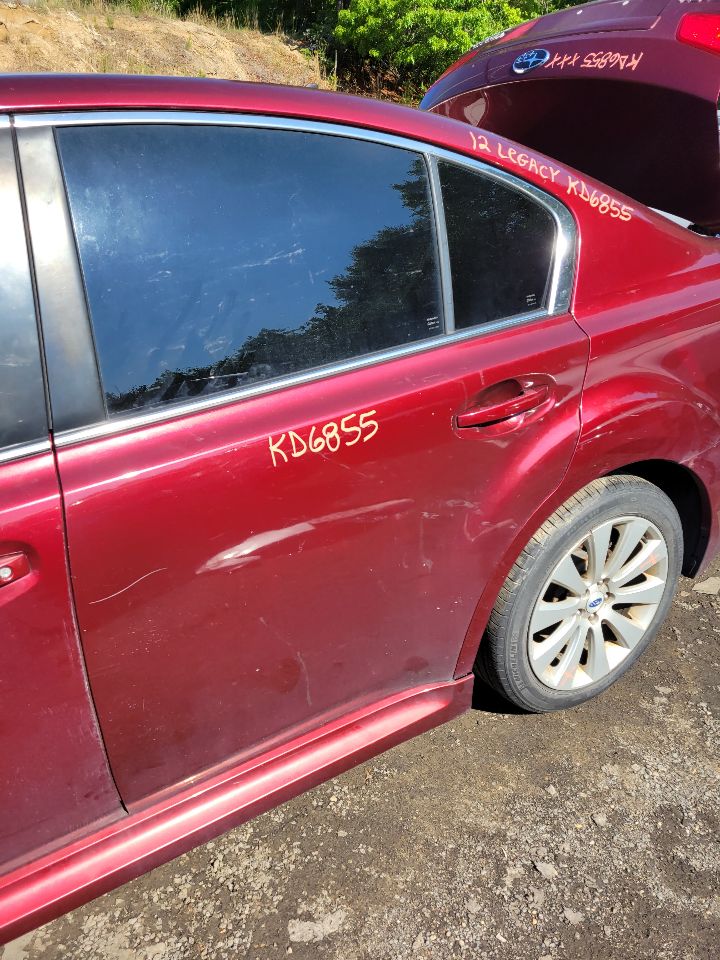 https://f005.backblazeb2.com/file/img-partshotlines-com/Inventory/MS172/Vehicle/19905_08.jpg