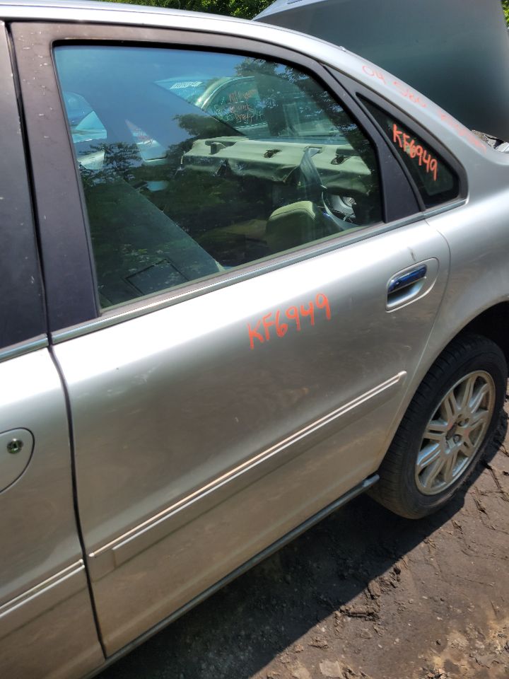 https://f005.backblazeb2.com/file/img-partshotlines-com/Inventory/MS172/Vehicle/19999_04.jpg