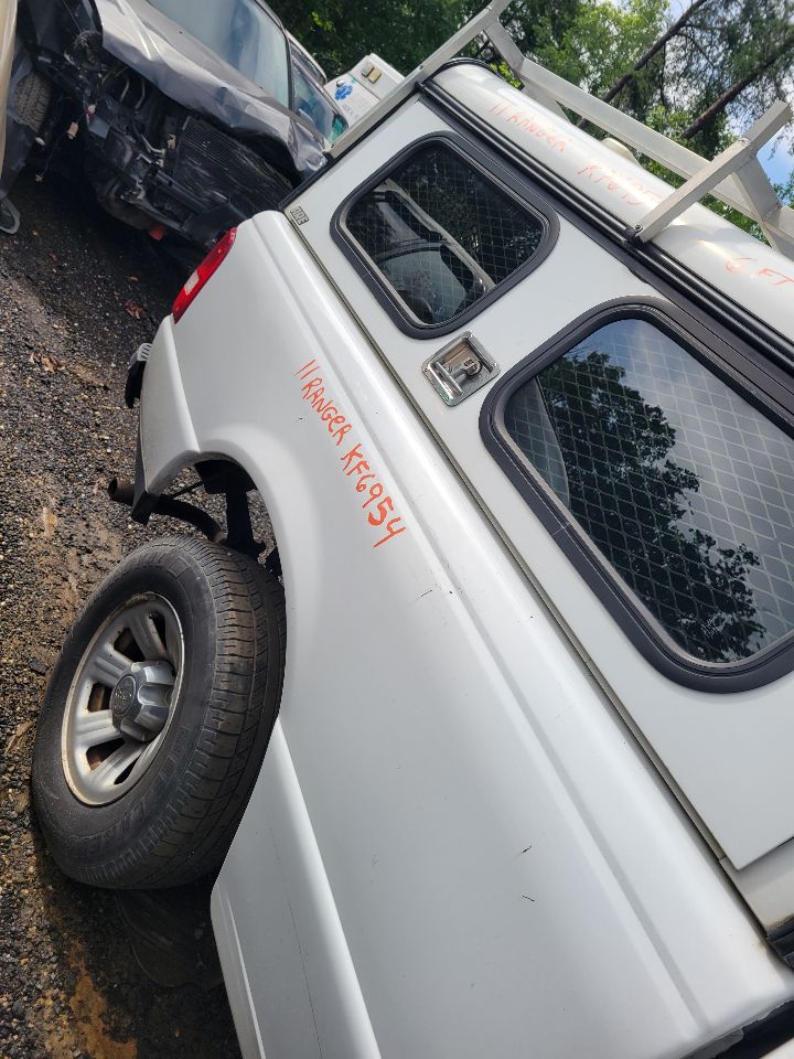 https://f005.backblazeb2.com/file/img-partshotlines-com/Inventory/MS172/Vehicle/20004_08.jpg