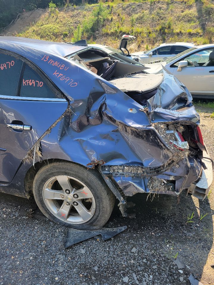 https://f005.backblazeb2.com/file/img-partshotlines-com/Inventory/MS172/Vehicle/20020_01.jpg