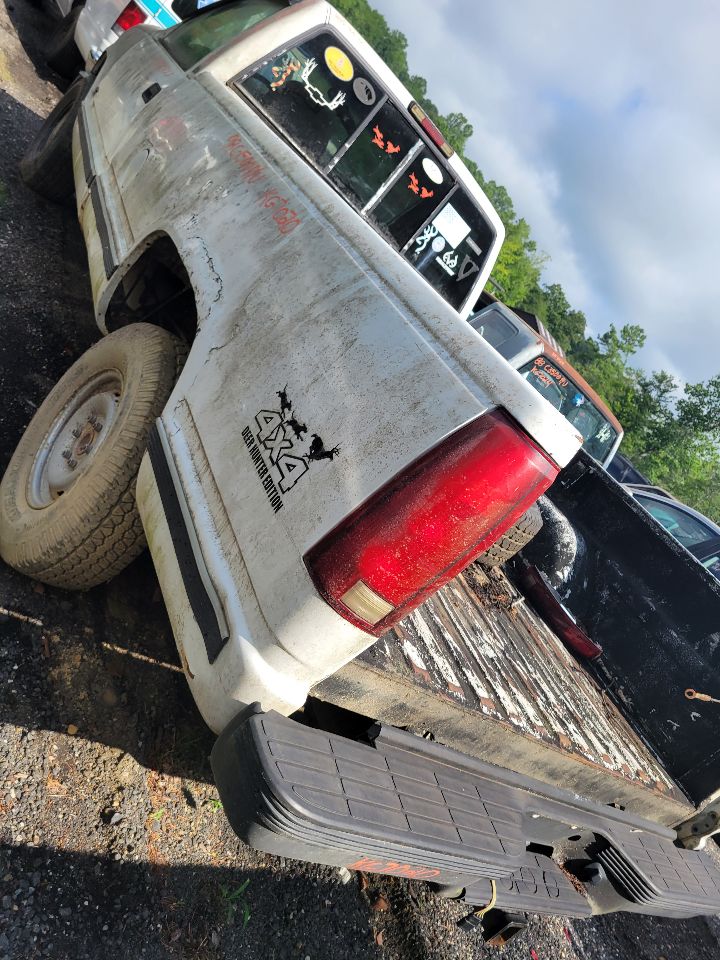 https://f005.backblazeb2.com/file/img-partshotlines-com/Inventory/MS172/Vehicle/20071_04.jpg