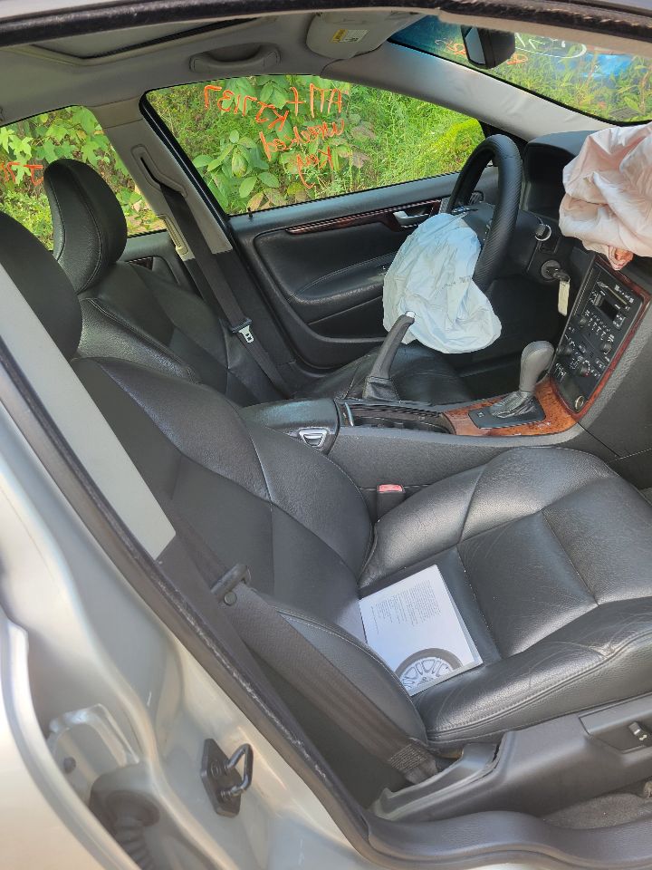 https://f005.backblazeb2.com/file/img-partshotlines-com/Inventory/MS172/Vehicle/20190_08.jpg