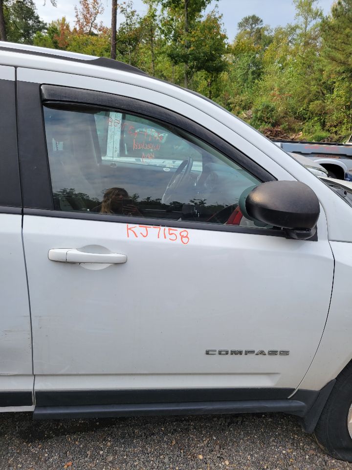 https://f005.backblazeb2.com/file/img-partshotlines-com/Inventory/MS172/Vehicle/20211_02.jpg