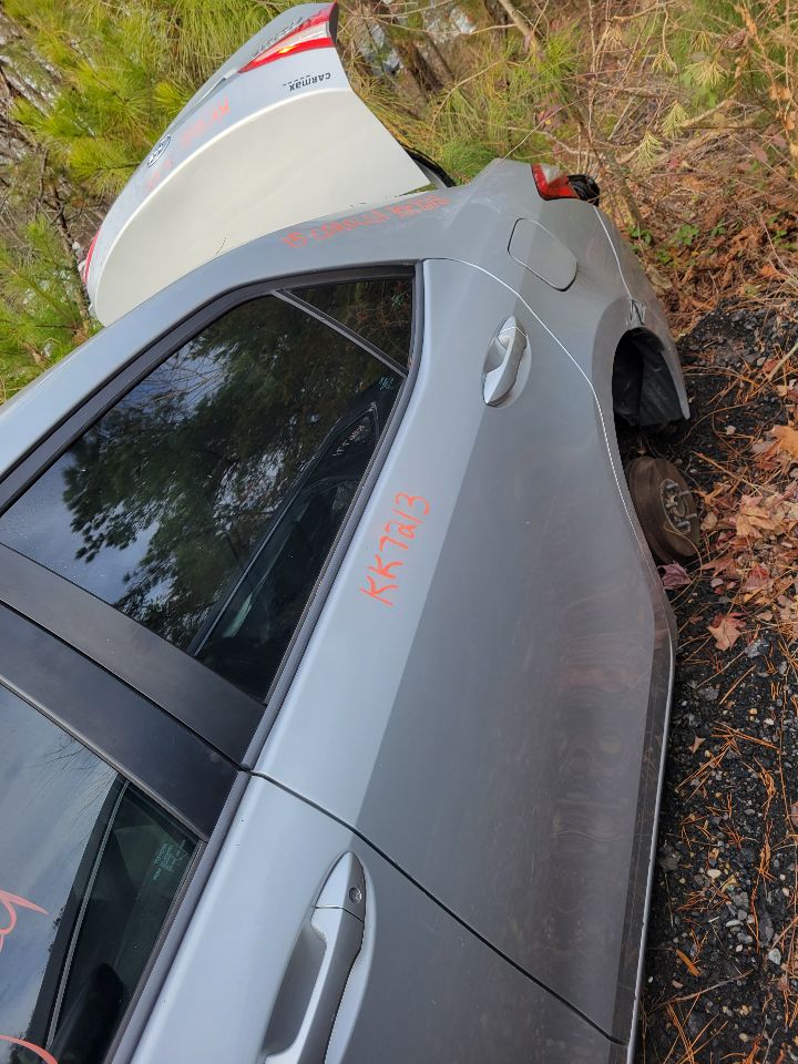 https://f005.backblazeb2.com/file/img-partshotlines-com/Inventory/MS172/Vehicle/20269_11.jpg