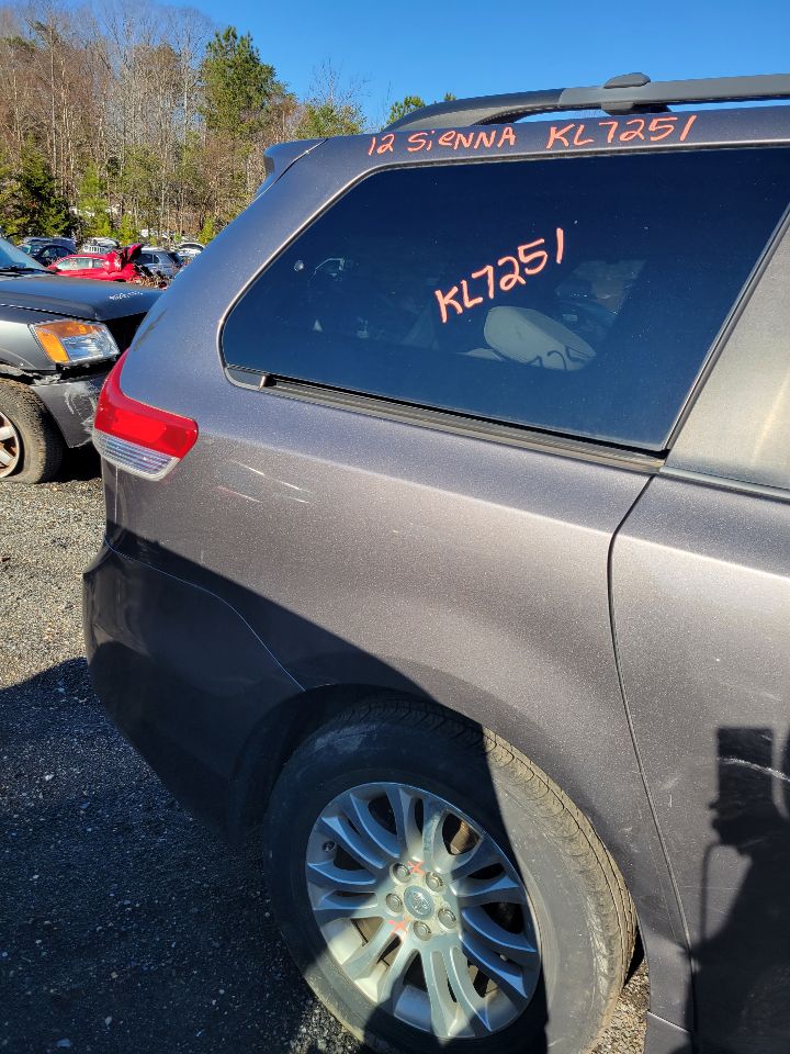 https://f005.backblazeb2.com/file/img-partshotlines-com/Inventory/MS172/Vehicle/20307_05.jpg