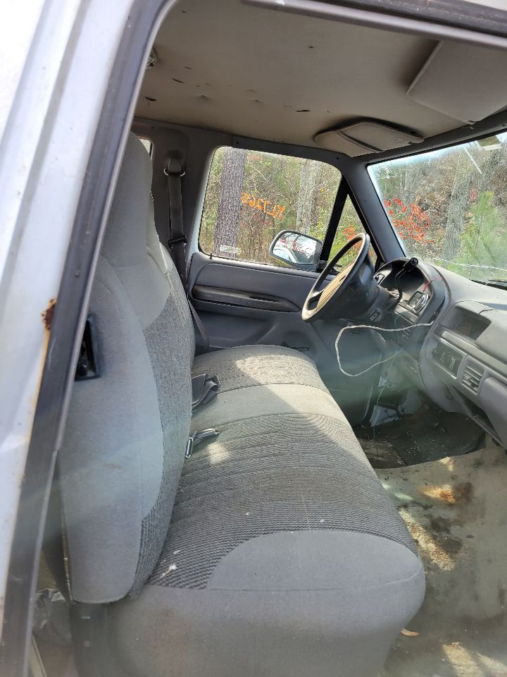 https://f005.backblazeb2.com/file/img-partshotlines-com/Inventory/MS172/Vehicle/20322_05.jpg