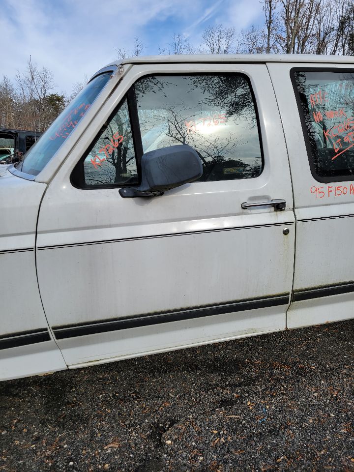 https://f005.backblazeb2.com/file/img-partshotlines-com/Inventory/MS172/Vehicle/20322_07.jpg