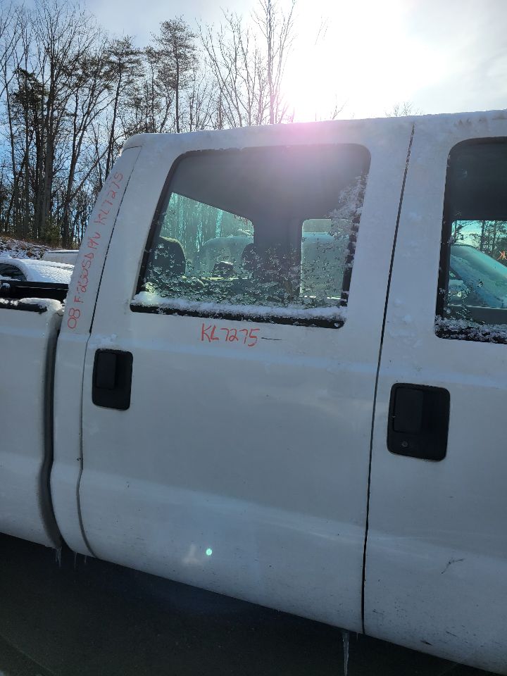 https://f005.backblazeb2.com/file/img-partshotlines-com/Inventory/MS172/Vehicle/20332_04.jpg