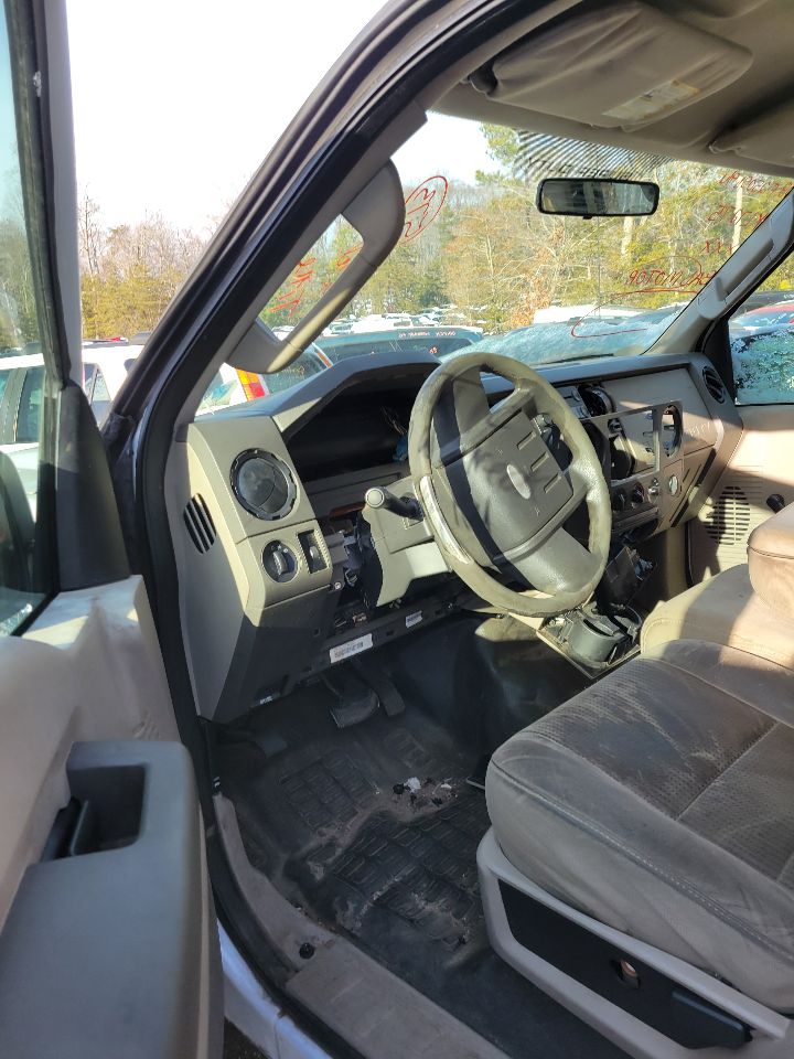 https://f005.backblazeb2.com/file/img-partshotlines-com/Inventory/MS172/Vehicle/20332_12.jpg