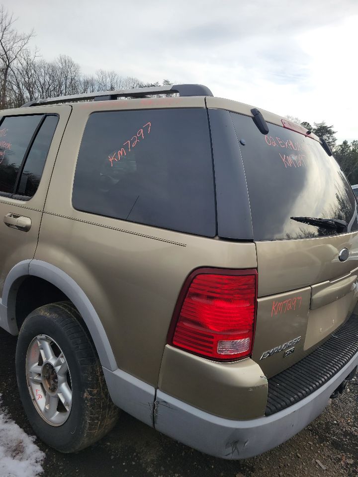 https://f005.backblazeb2.com/file/img-partshotlines-com/Inventory/MS172/Vehicle/20354_08.jpg