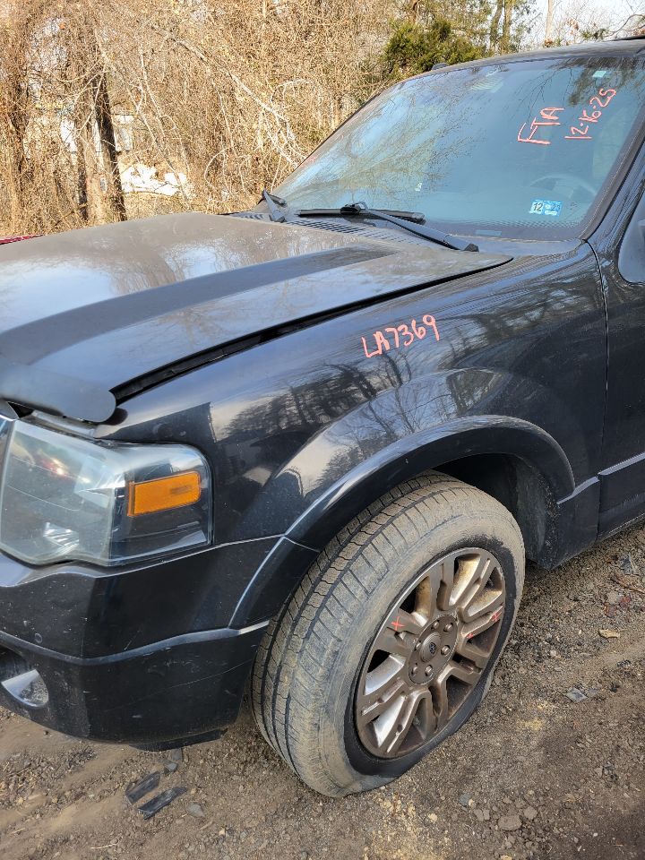 https://f005.backblazeb2.com/file/img-partshotlines-com/Inventory/MS172/Vehicle/20427_02.jpg