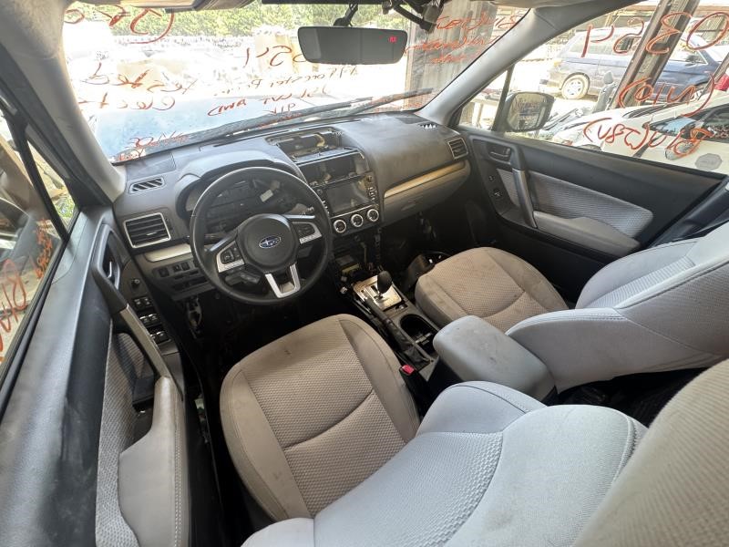 https://f005.backblazeb2.com/file/img-partshotlines-com/Inventory/MS215/Vehicle/13788_07.jpg