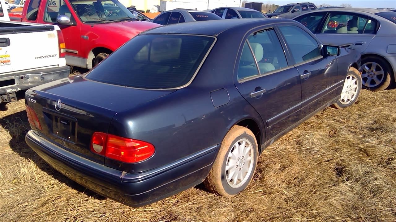 https://f005.backblazeb2.com/file/img-partshotlines-com/Inventory/MS293/Vehicle/13373_03.jpg