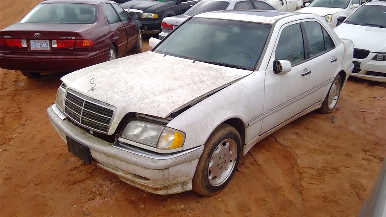 https://f005.backblazeb2.com/file/img-partshotlines-com/Inventory/MS293/Vehicle/13648_01.jpg