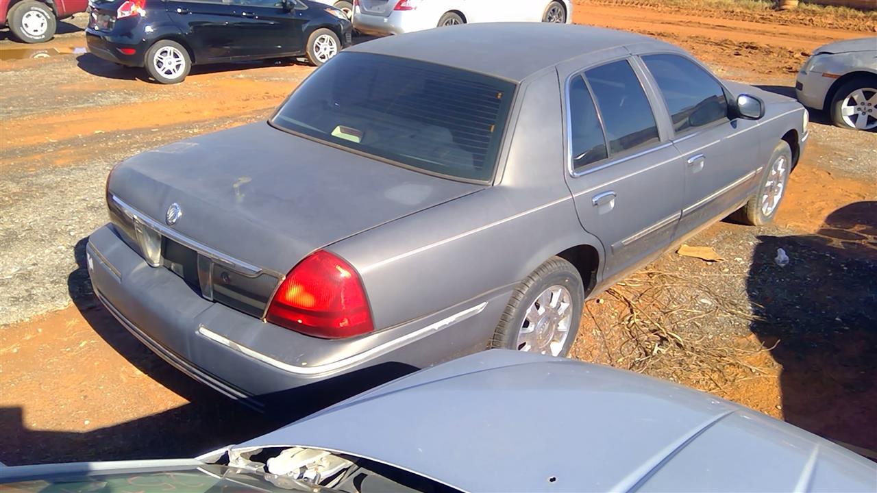 https://f005.backblazeb2.com/file/img-partshotlines-com/Inventory/MS293/Vehicle/14941_03.jpg