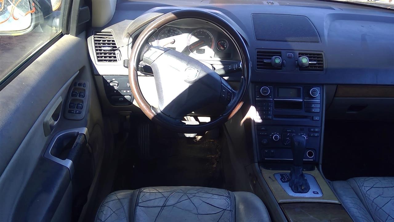 https://f005.backblazeb2.com/file/img-partshotlines-com/Inventory/MS293/Vehicle/15038_05.jpg