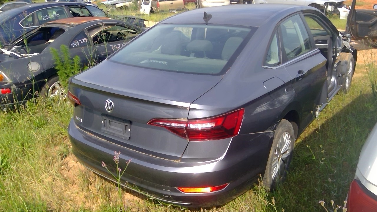 https://f005.backblazeb2.com/file/img-partshotlines-com/Inventory/MS293/Vehicle/15504_03.jpg