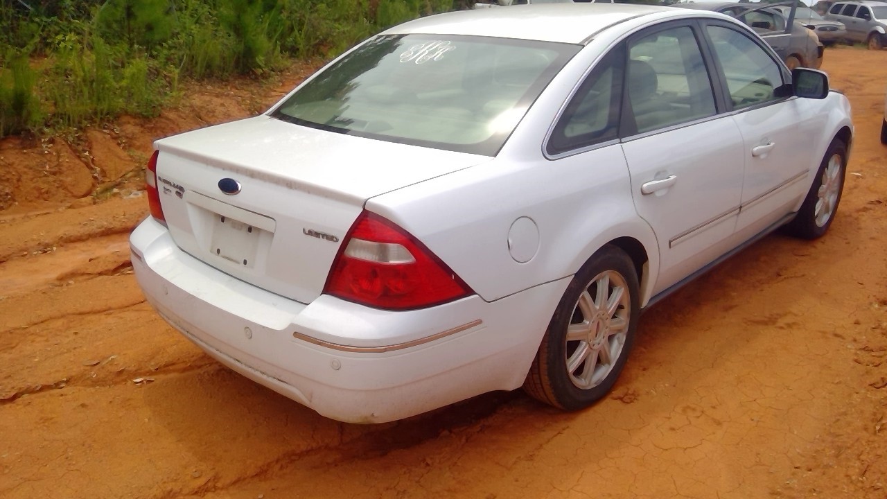 https://f005.backblazeb2.com/file/img-partshotlines-com/Inventory/MS293/Vehicle/15533_03.jpg