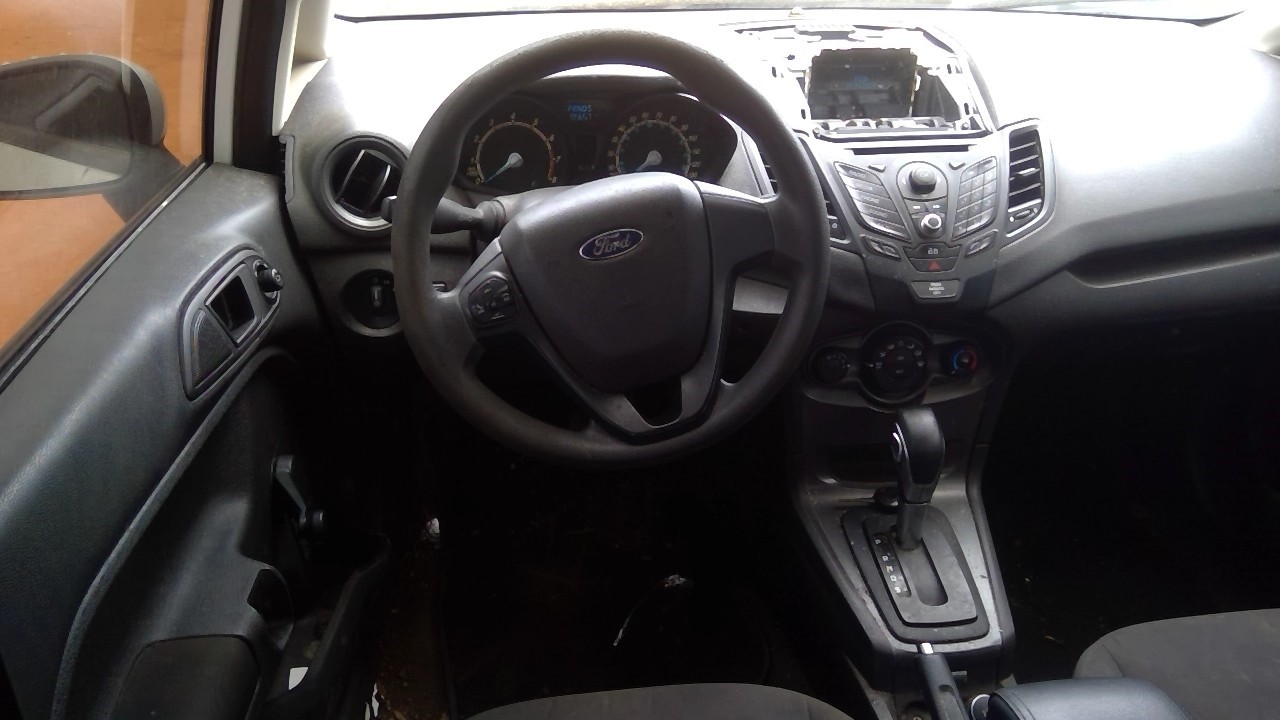 https://f005.backblazeb2.com/file/img-partshotlines-com/Inventory/MS293/Vehicle/15561_05.jpg