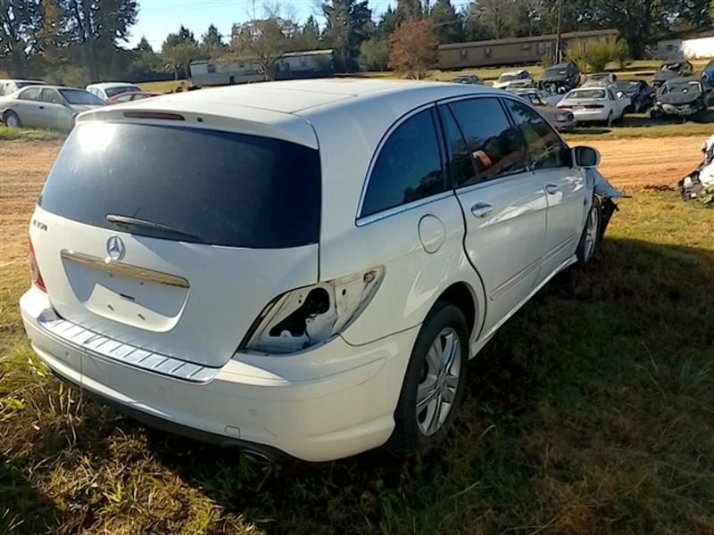 https://f005.backblazeb2.com/file/img-partshotlines-com/Inventory/MS293/Vehicle/5836_04.jpg